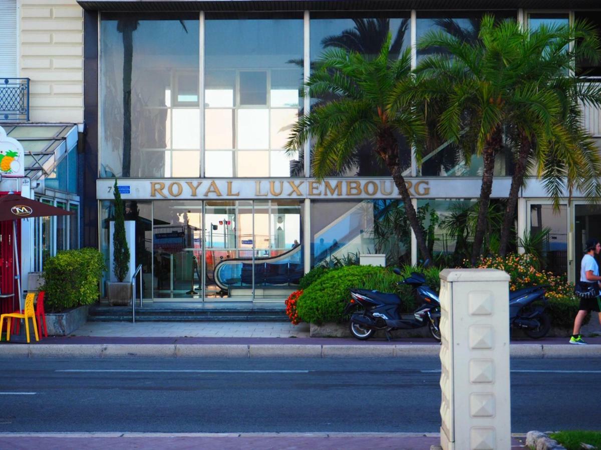Apartamento Studio Royal Lux By Booking Guys Niza Exterior foto